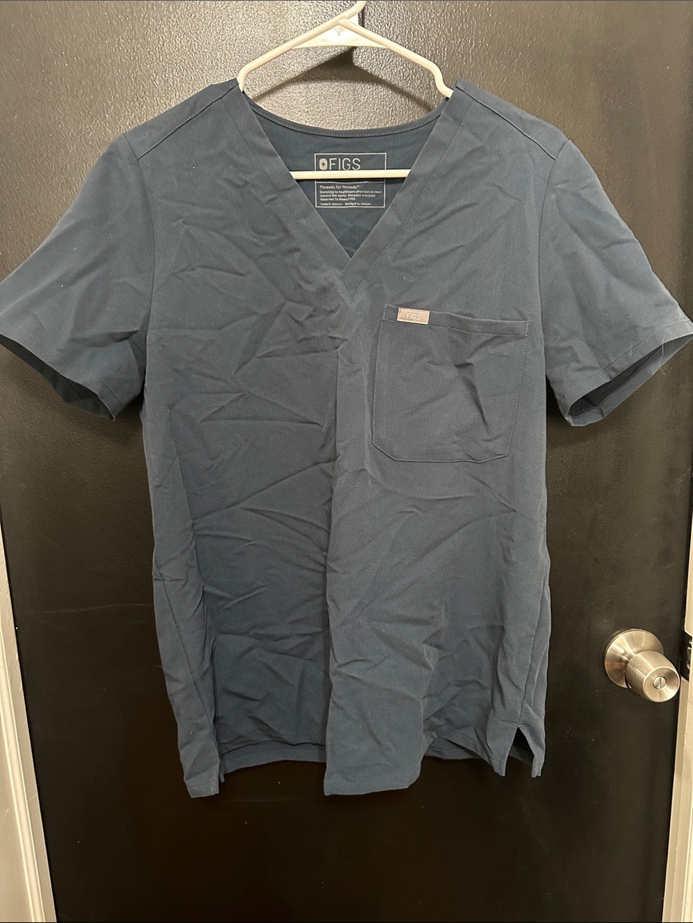 FIGS Women’s Deep Sea Blue V-Neck Short Sleeve Scrub Top